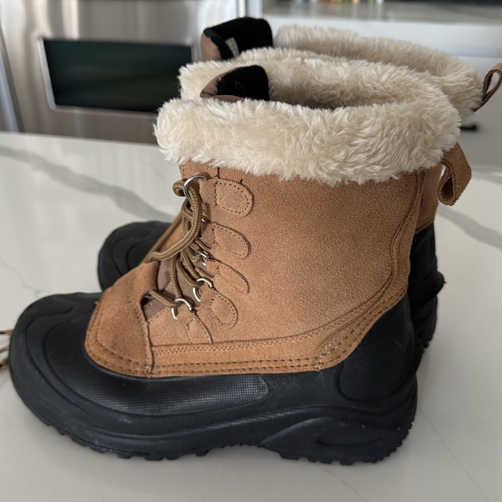 Itasca Brown and Black Winter Boots Men’s 9